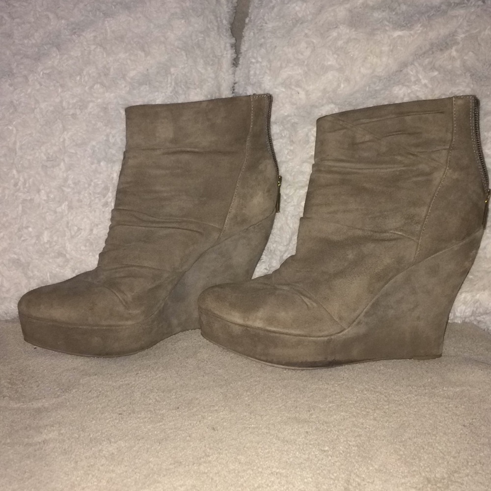 👢 Boots